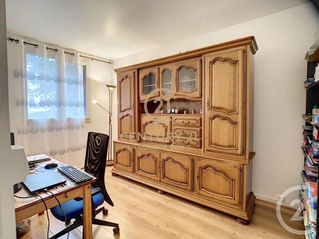 Afficher la photo en grand Appartement F5 à vendre - 5 pièces - 86.39 m2 - FRANCONVILLE LA GARENNE - 95 - ILE-DE-FRANCE - Century 21 La Source Immo