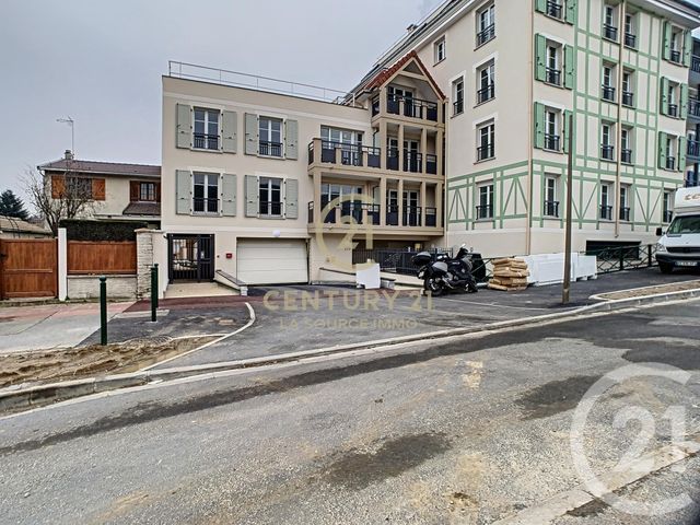 Afficher la photo en grand Appartement F4 à vendre - 4 pièces - 88.4 m2 - FRANCONVILLE LA GARENNE - 95 - ILE-DE-FRANCE - Century 21 La Source Immo