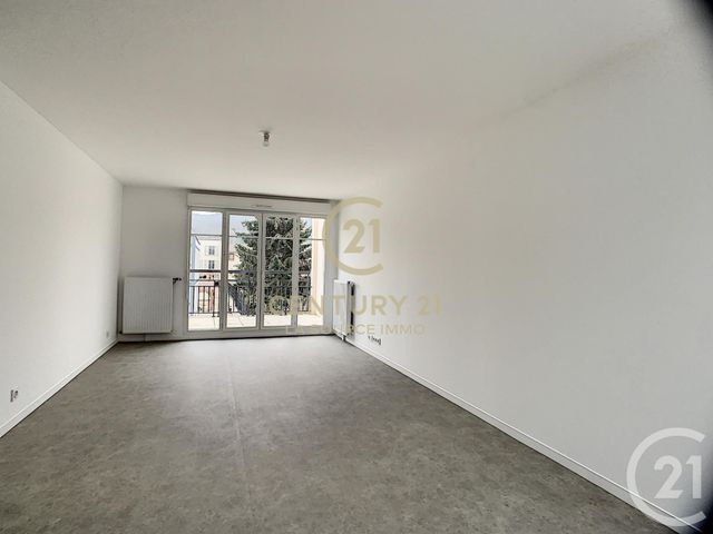 Afficher la photo en grand Appartement F4 à vendre - 4 pièces - 88.4 m2 - FRANCONVILLE LA GARENNE - 95 - ILE-DE-FRANCE - Century 21 La Source Immo