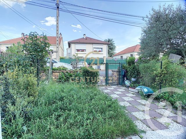 Appartement F2 à vendre - 2 pièces - 49.0 m2 - FRANCONVILLE LA GARENNE - 95 - ILE-DE-FRANCE - Century 21 La Source Immo Appartement F2 à vendre - 2 pièces - 49.0 m2 - FRANCONVILLE LA GARENNE - 95 - ILE-DE-FRANCE - Century 21 La Source Immo