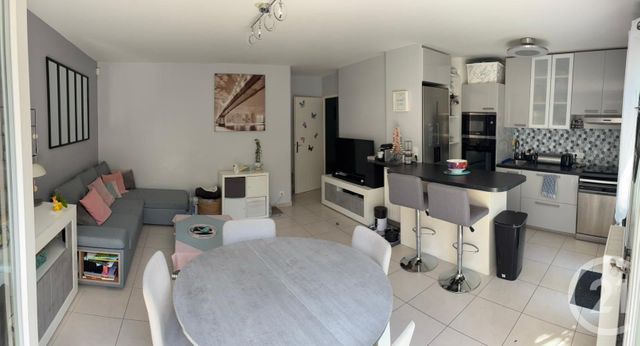 Afficher la photo en grand Appartement F3 à vendre - 3 pièces - 63.4 m2 - FRANCONVILLE LA GARENNE - 95 - ILE-DE-FRANCE - Century 21 La Source Immo