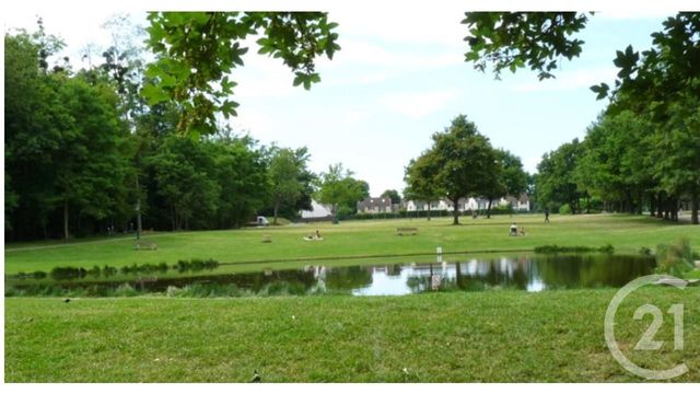 Afficher la photo en grand Appartement F3 à vendre - 3 pièces - 58.0 m2 - FRANCONVILLE LA GARENNE - 95 - ILE-DE-FRANCE - Century 21 La Source Immo