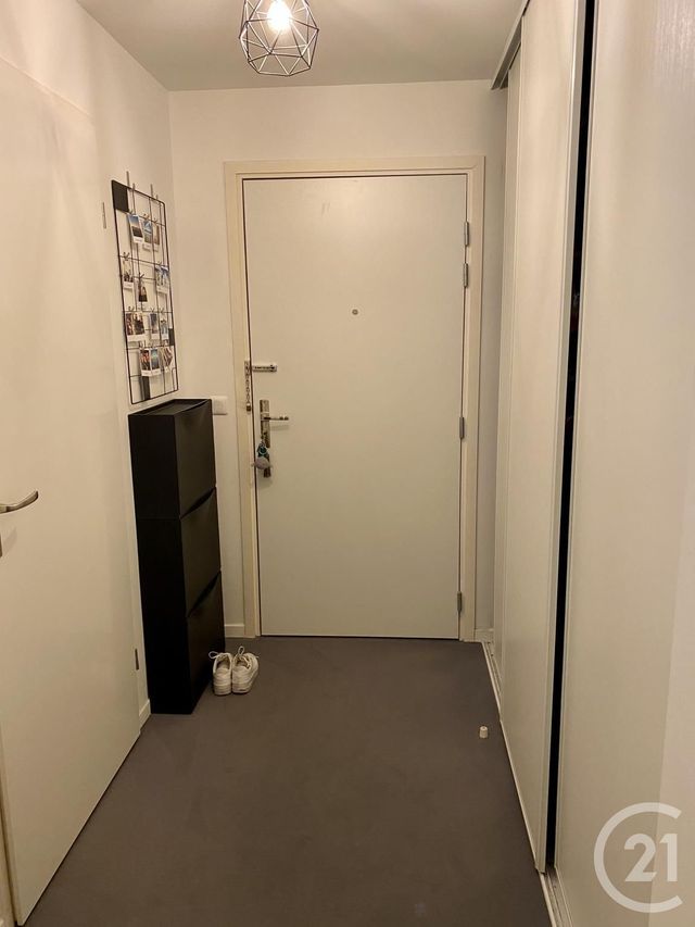 Afficher la photo en grand Studio à louer - 1 pièce - 32.48 m2 - FRANCONVILLE LA GARENNE - 95 - ILE-DE-FRANCE - Century 21 La Source Immo