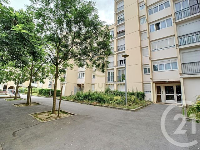 Afficher la photo en grand Appartement F5 à vendre - 5 pièces - 91.0 m2 - SANNOIS - 95 - ILE-DE-FRANCE - Century 21 La Source Immo