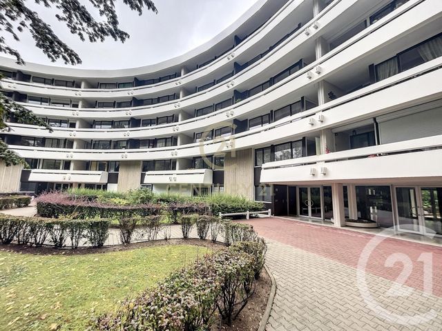 Appartement F5 à vendre - 5 pièces - 105.73 m2 - FRANCONVILLE LA GARENNE - 95 - ILE-DE-FRANCE - Century 21 La Source Immo