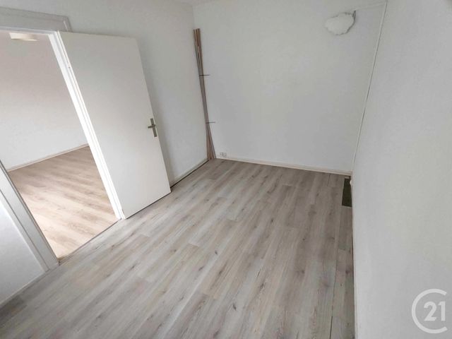 Appartement F4 à vendre - 4 pièces - 63.75 m2 - MONTIGNY LES CORMEILLES - 95 - ILE-DE-FRANCE - Century 21 La Source Immo