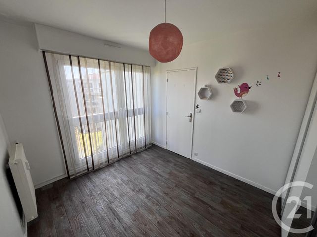 Afficher la photo en grand Appartement F2 à vendre - 2 pièces - 55.0 m2 - FRANCONVILLE LA GARENNE - 95 - ILE-DE-FRANCE - Century 21 La Source Immo