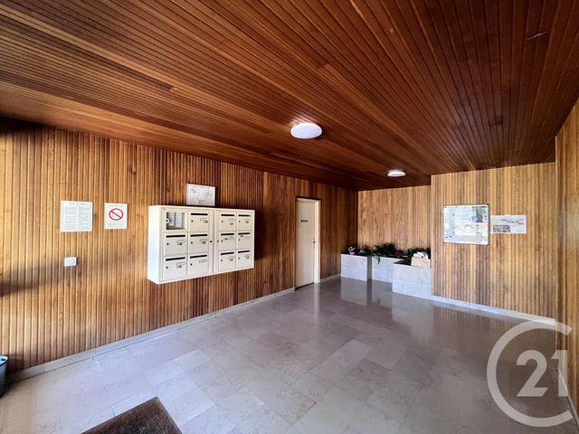Afficher la photo en grand Appartement F2 à vendre - 2 pièces - 55.0 m2 - FRANCONVILLE LA GARENNE - 95 - ILE-DE-FRANCE - Century 21 La Source Immo