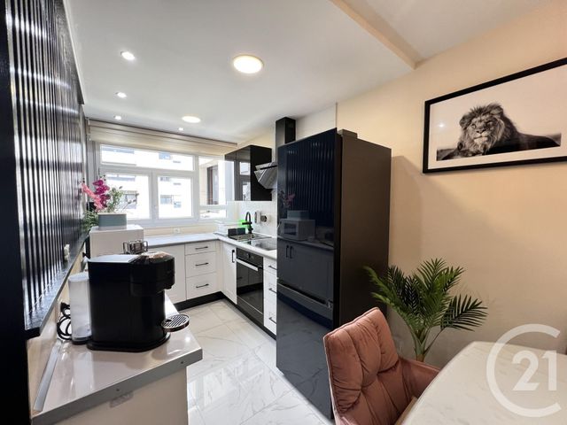 Afficher la photo en grand Appartement F2 à vendre - 2 pièces - 51.46 m2 - FRANCONVILLE LA GARENNE - 95 - ILE-DE-FRANCE - Century 21 La Source Immo