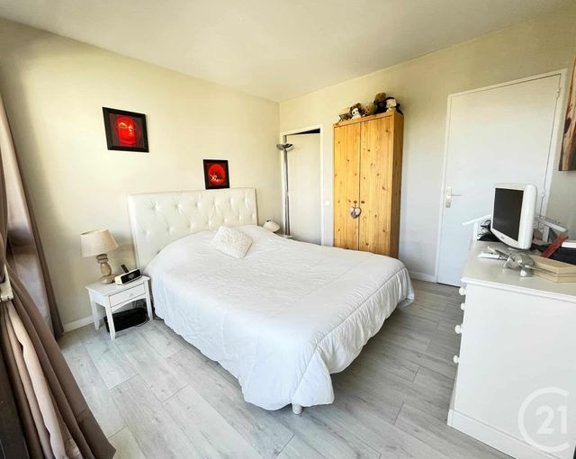 Afficher la photo en grand Appartement F2 à vendre - 2 pièces - 43.66 m2 - FRANCONVILLE LA GARENNE - 95 - ILE-DE-FRANCE - Century 21 La Source Immo