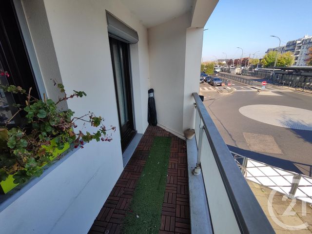 Appartement F3 à vendre - 3 pièces - 76.07 m2 - FRANCONVILLE LA GARENNE - 95 - ILE-DE-FRANCE - Century 21 La Source Immo