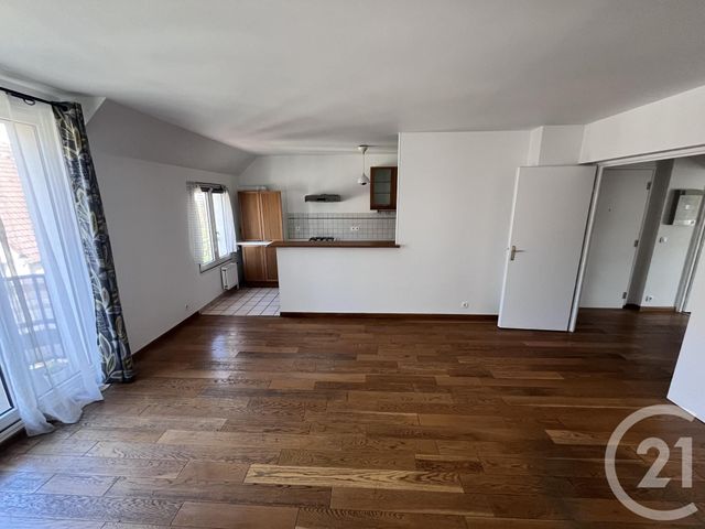 Afficher la photo en grand Appartement F2 à louer - 2 pièces - 50.06 m2 - ST GRATIEN - 95 - ILE-DE-FRANCE - Century 21 La Source Immo
