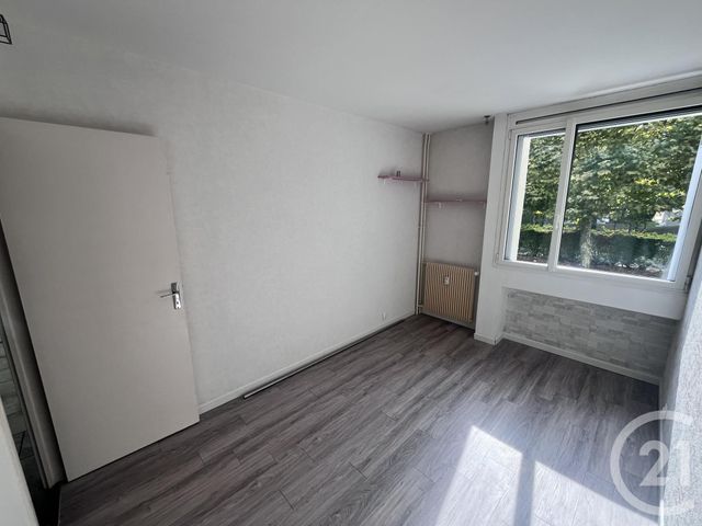 Appartement F5 à louer - 5 pièces - 95.92 m2 - TAVERNY - 95 - ILE-DE-FRANCE - Century 21 La Source Immo