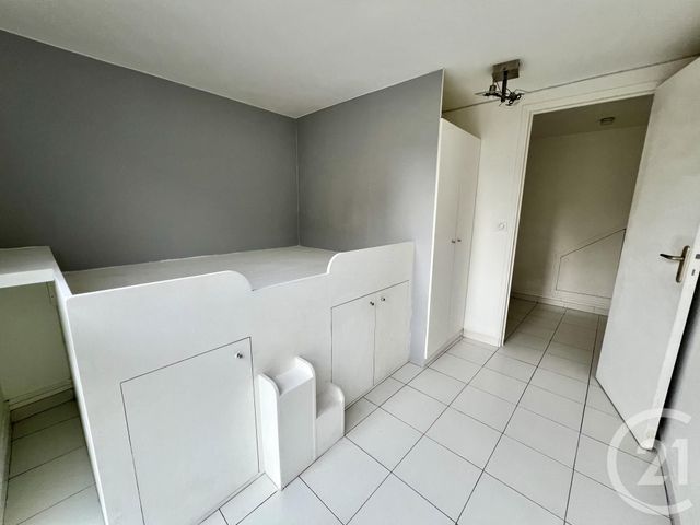 Appartement F2 à louer - 2 pièces - 25.33 m2 - MONTESSON - 78 - ILE-DE-FRANCE - Century 21 La Source Immo