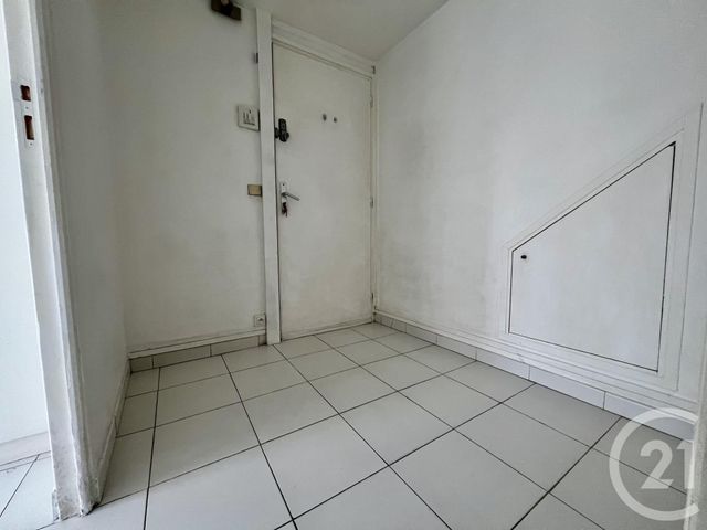 Appartement F2 à louer - 2 pièces - 25.33 m2 - MONTESSON - 78 - ILE-DE-FRANCE - Century 21 La Source Immo