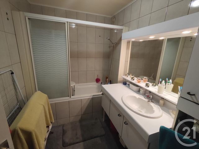 Appartement F3 à vendre - 3 pièces - 68.89 m2 - FRANCONVILLE LA GARENNE - 95 - ILE-DE-FRANCE - Century 21 La Source Immo