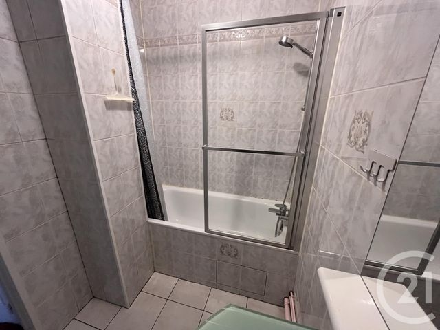 Appartement F2 à louer - 2 pièces - 47.99 m2 - FRANCONVILLE LA GARENNE - 95 - ILE-DE-FRANCE - Century 21 La Source Immo