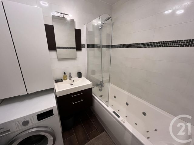 Appartement F2 à louer - 2 pièces - 46.96 m2 - FRANCONVILLE LA GARENNE - 95 - ILE-DE-FRANCE - Century 21 La Source Immo